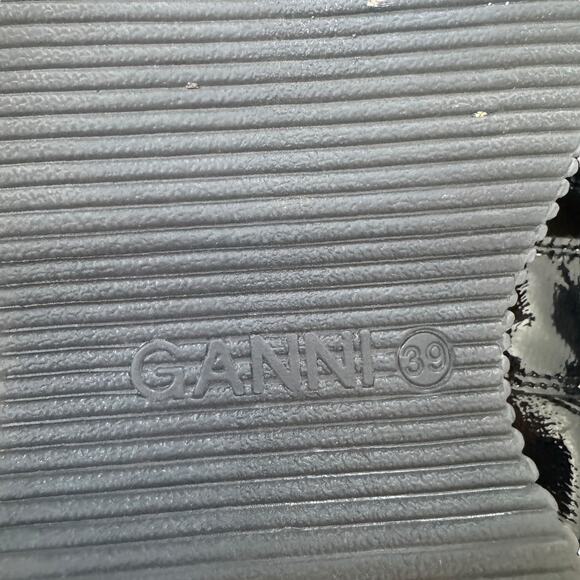 GANNI Chunky Patent Leather Sandals - Picture 9 of 9